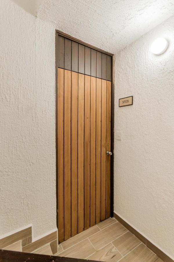 Beachaccess Hotelzone 3705 Канкун Екстер'єр фото